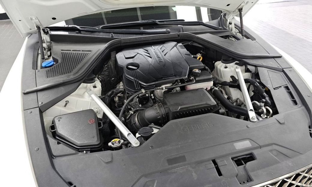 Genesis G80 Gasoline 2.5 Turbo AWD, 2022