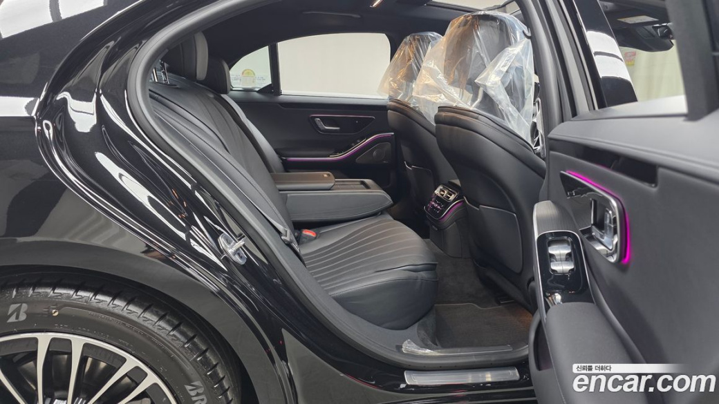 Mercedes-Benz S-Class S350 d 4MATIC, 2025