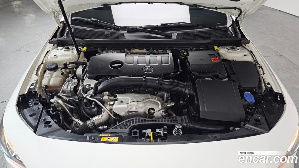 Mercedes-Benz CLA-Class CLA250 4MATIC, 2023