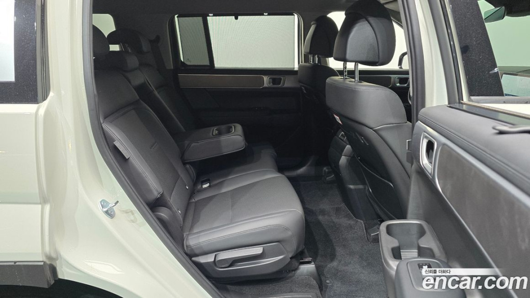 Hyundai Santafe Gasoline 2.5T 4WD, 2025