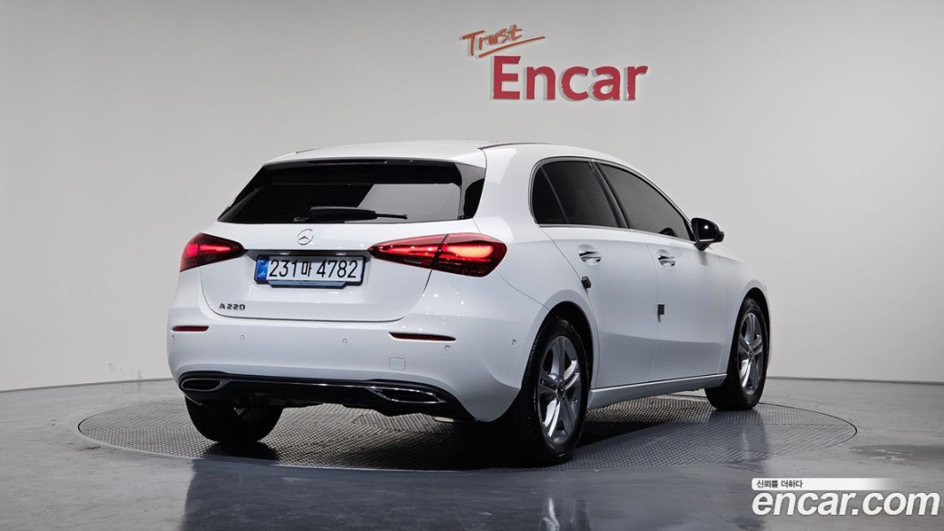Mercedes-Benz A-Class A220 Hatchback, 2026
