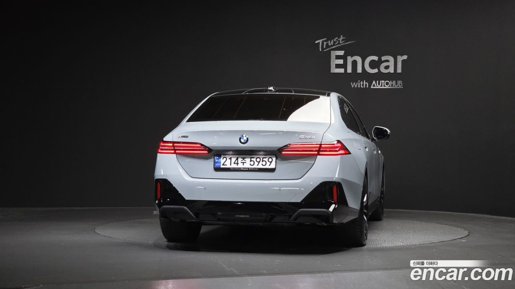 BMW 5-Series 530i xDrive M Sport, 2024