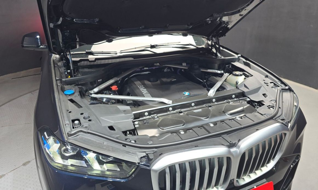 BMW X5 xDrive 40i M Sport, 2025