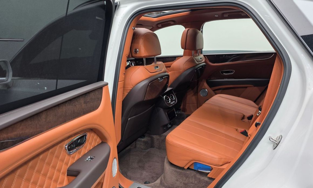 Bentley Bentayga 4.0 V8, 2022