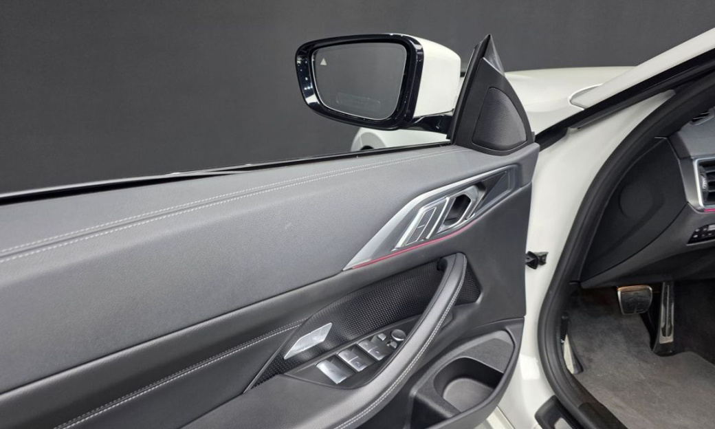 BMW 4-Series 420i M Sport Convertible, 2024