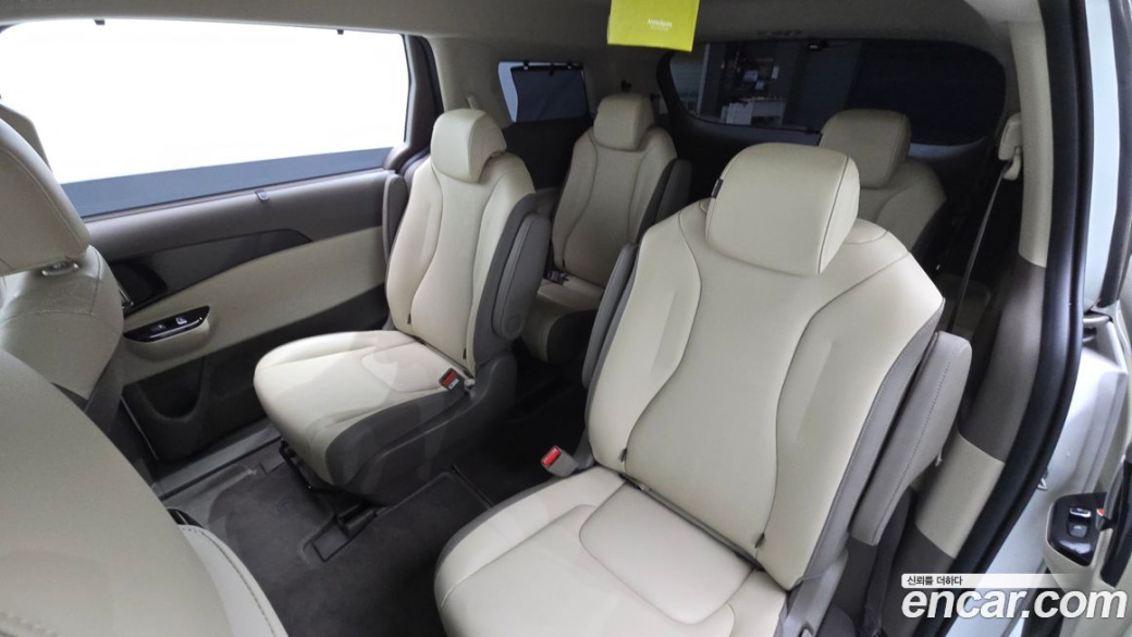 Kia Carnival 9-Seater Noblesse, 2023