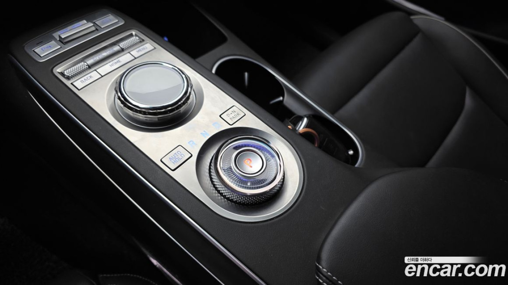 Genesis GV70 2.5T Gasoline 2WD, 2023