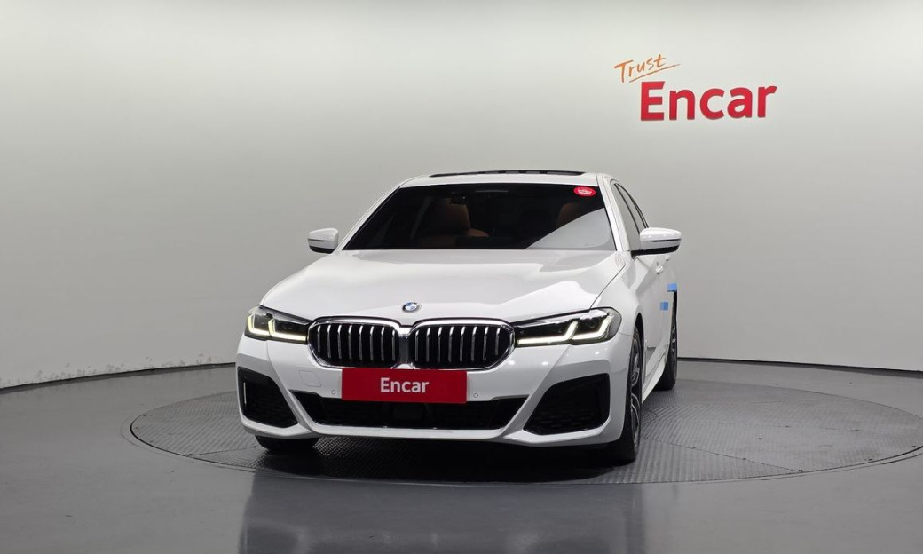BMW 5-Series 520i M Sport, 2022