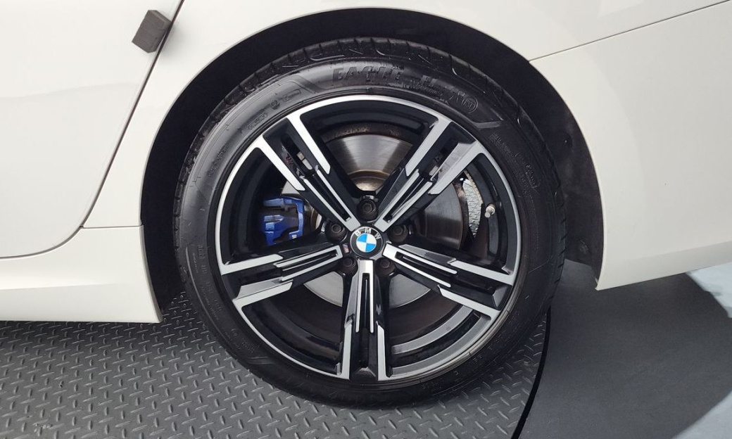 BMW 3-Series 320i M Sport, 2024