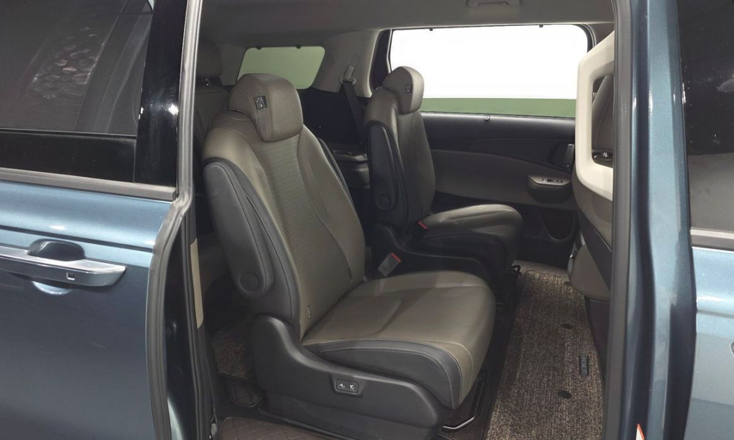 Kia Carnival 9-Seater Noblesse, 2025