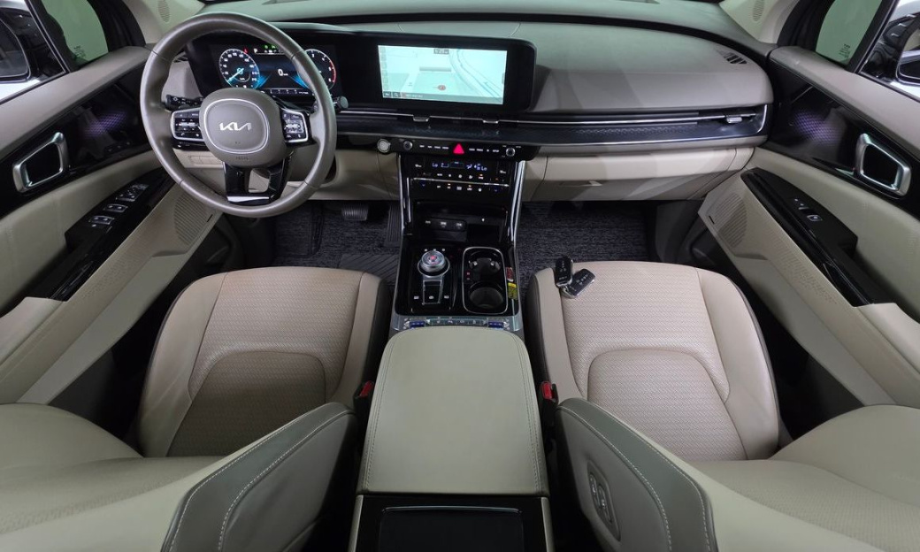 Kia Carnival 7-Seater Hi-Limousine, 2022
