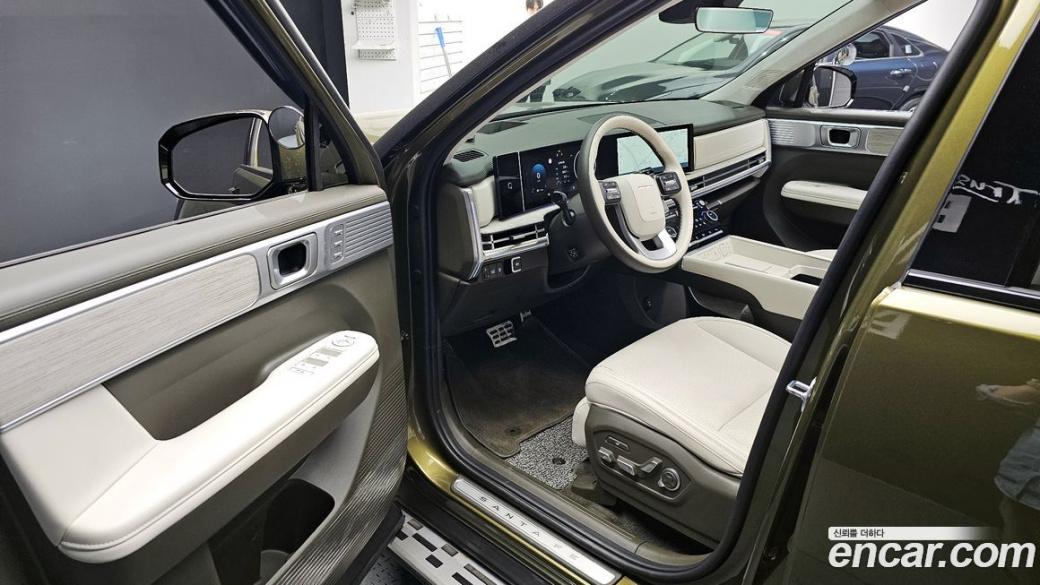 Hyundai Santafe Gasoline 2.5T 4WD, 2025