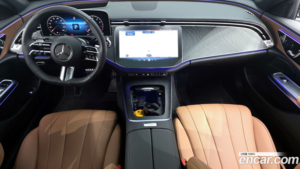 Mercedes-Benz E-Class E200 AMG Line, 2026