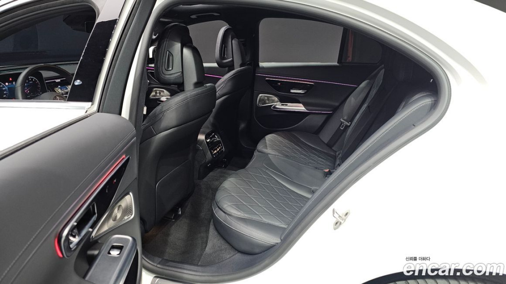 Mercedes-Benz E-Class E450 4MATIC Exclusive, 2024