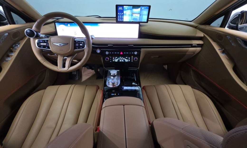 Genesis G80 Gasoline 2.5 Turbo AWD, 2025