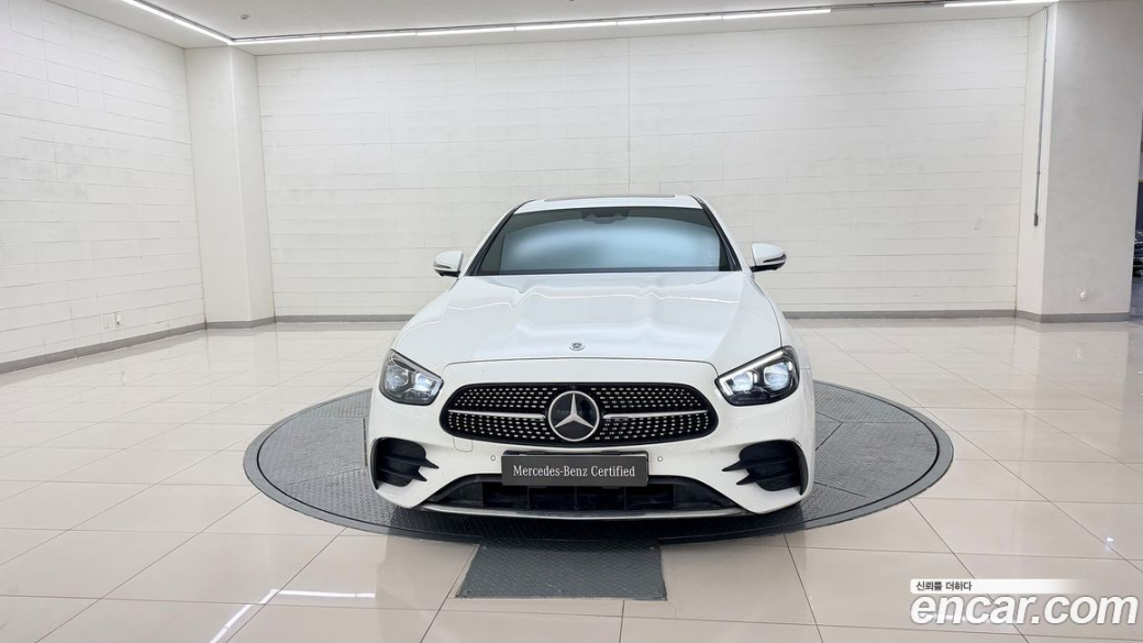 Mercedes-Benz E-Class E250 AMG Line, 2023