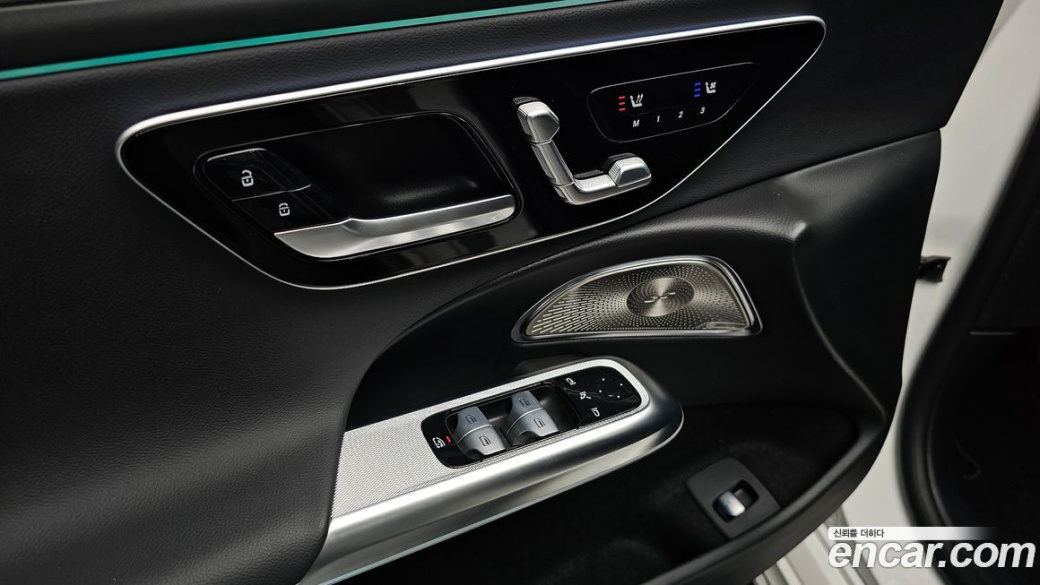 Mercedes-Benz E-Class E300 4MATIC Exclusive, 2024