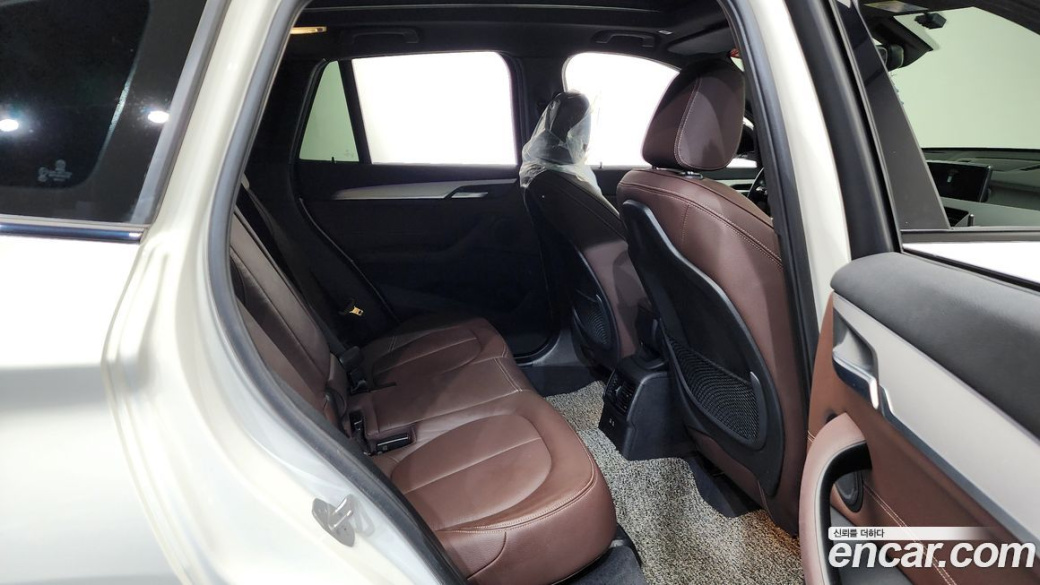 BMW X1 xDrive 20i M Sport, 2022