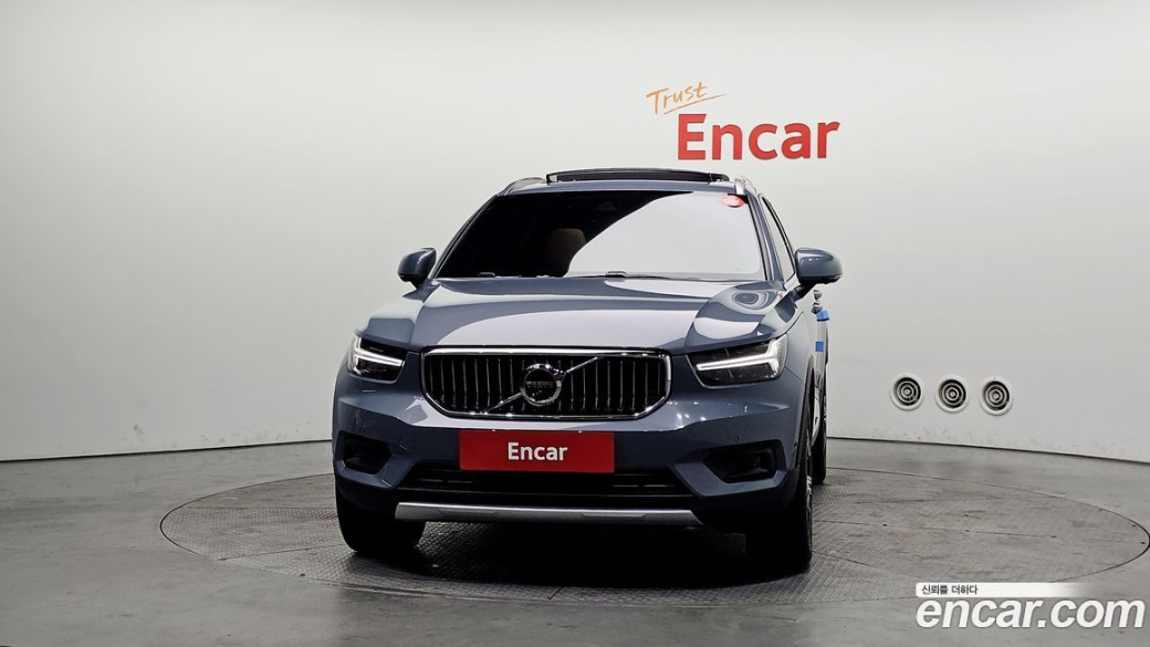 Volvo XC40 B4 Inscription, 2022