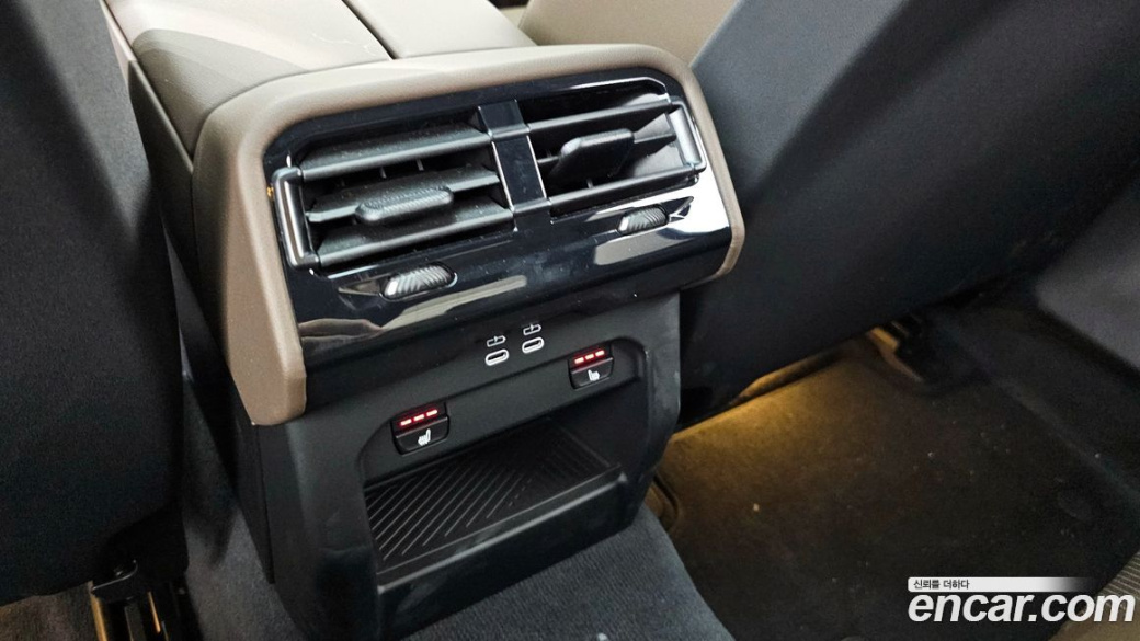 BMW 5-Series 520i, 2025