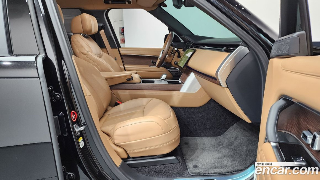 Land Rover Range Rover P530 Autobiography Long Wheel Base, 2024