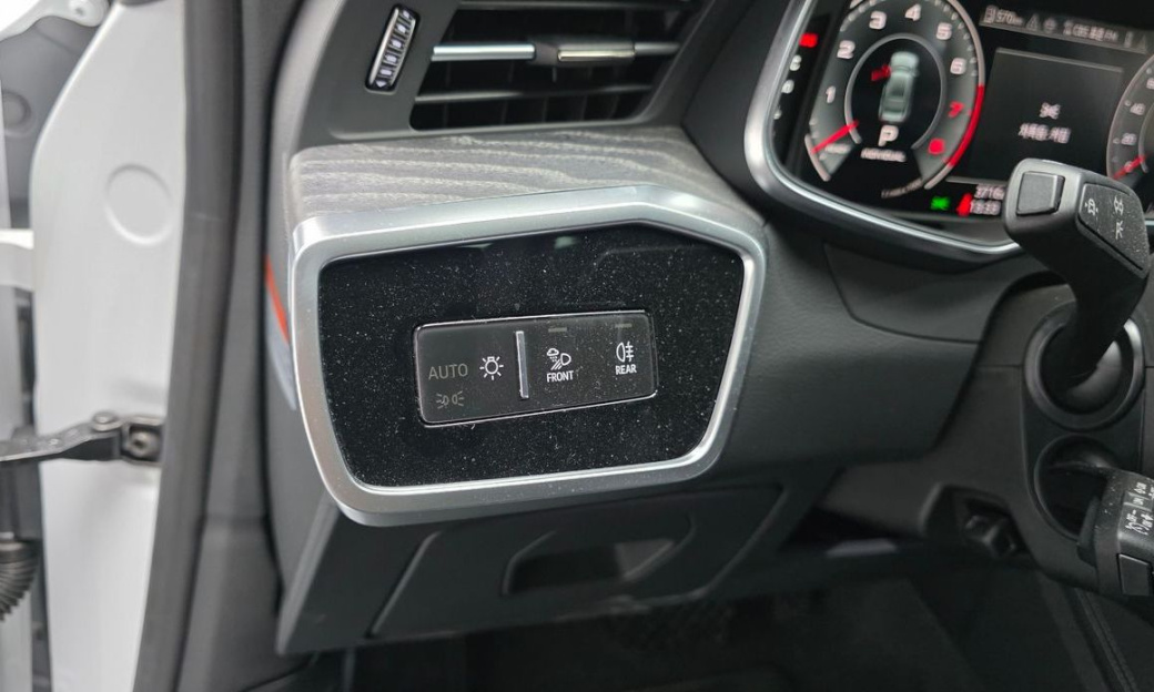 Audi A7 55 TFSI Quattro Premium, 2025