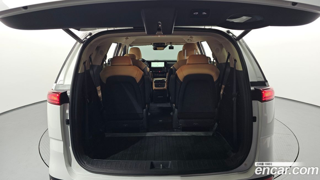 Kia Carnival 9-Seater Noblesse, 2022