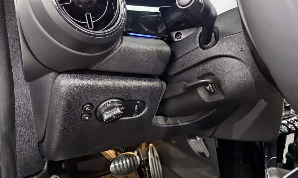 Mini Cooper JCW, 2024