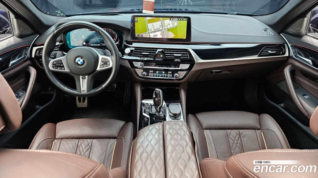 BMW 5-Series 530i M Sport Package, 2023