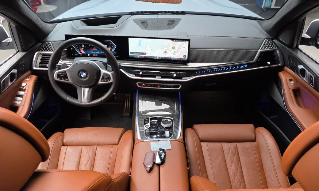 BMW X7 xDrive 40d M Sport 6STR, 2025
