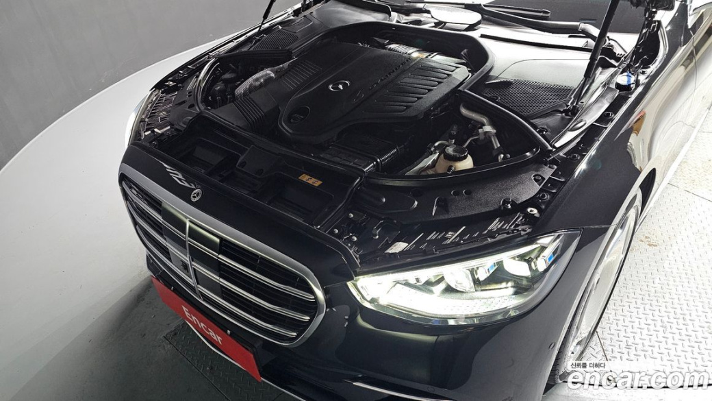Mercedes-Benz S-Class S500L 4MATIC, 2024