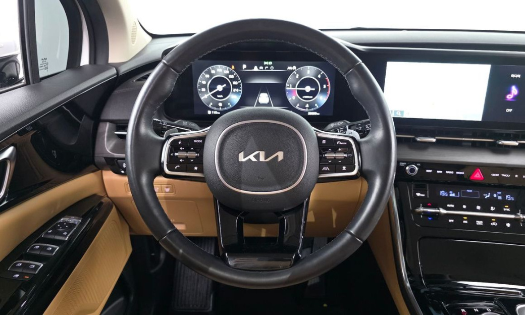 Kia Carnival 7-Seater Noblesse, 2022