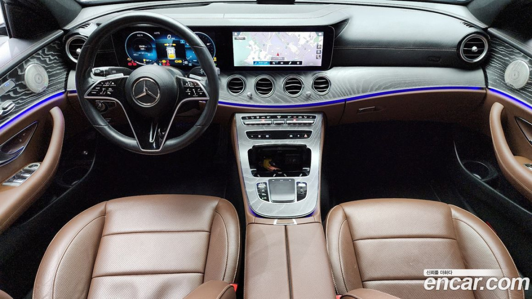Mercedes-Benz E-Class E350 4MATIC Exclusive, 2023