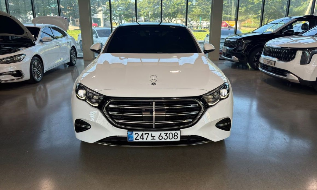 Mercedes-Benz E-Class E450 4MATIC, 2024