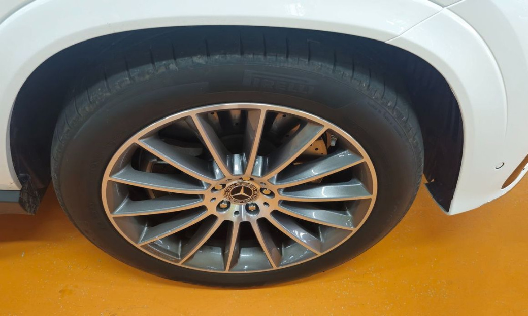 Mercedes-Benz GLE-Class GLE450 4MATIC, 2025