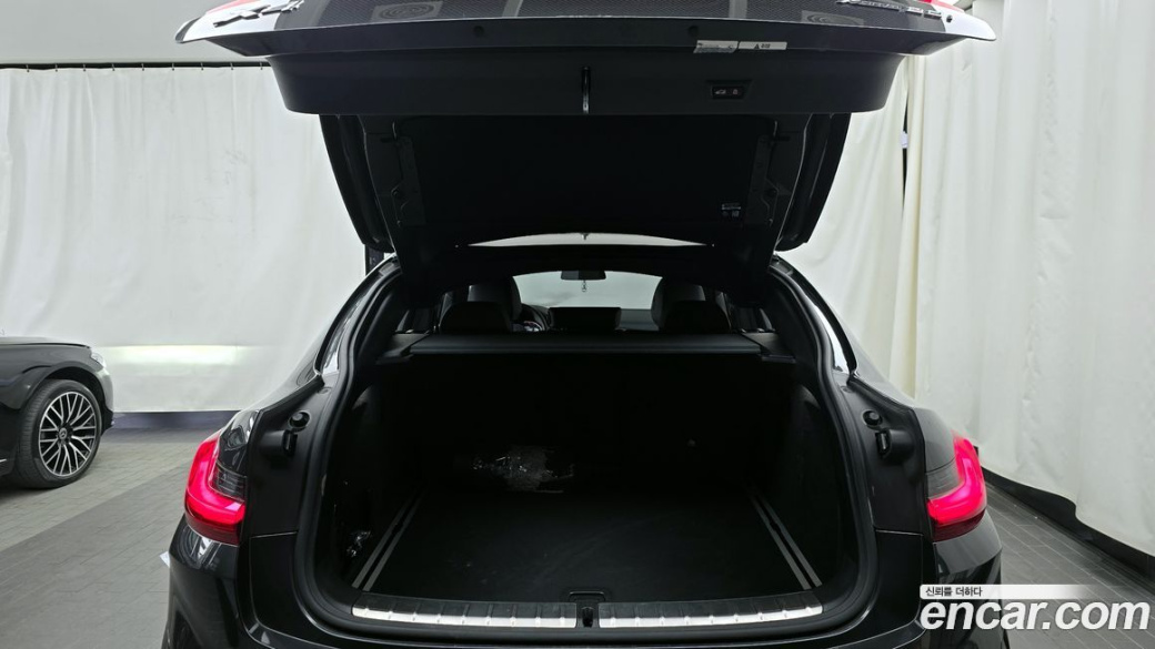 BMW X4 xDrive20i M Sport, 2023