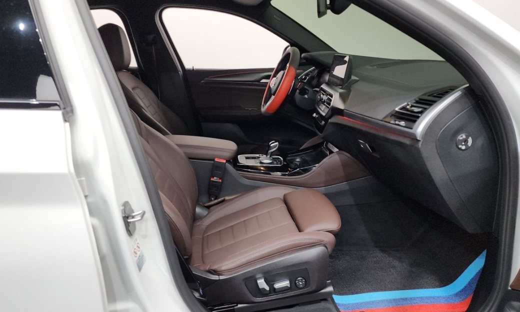 BMW X4 xDrive20i M Sports Pro, 2023