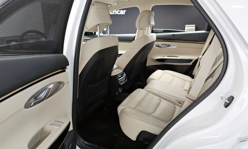 Genesis GV70 2.5T Gasoline 2WD, 2025