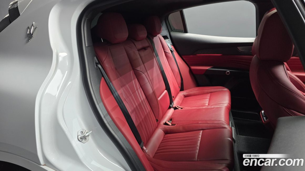 Maserati Grecale 2.0 AWD GT, 2023
