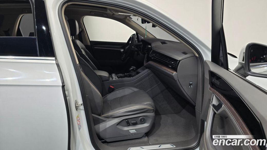 Volkswagen Touareg 3.0 TDI Prestige, 2023