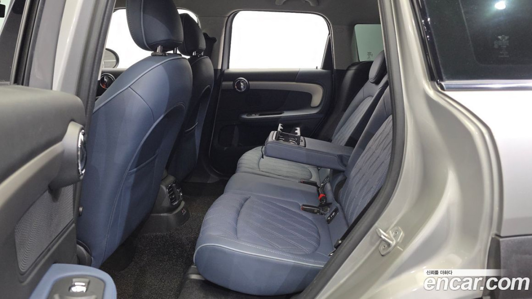 Mini Countryman ALL4 Classic Launch Pack, 2023