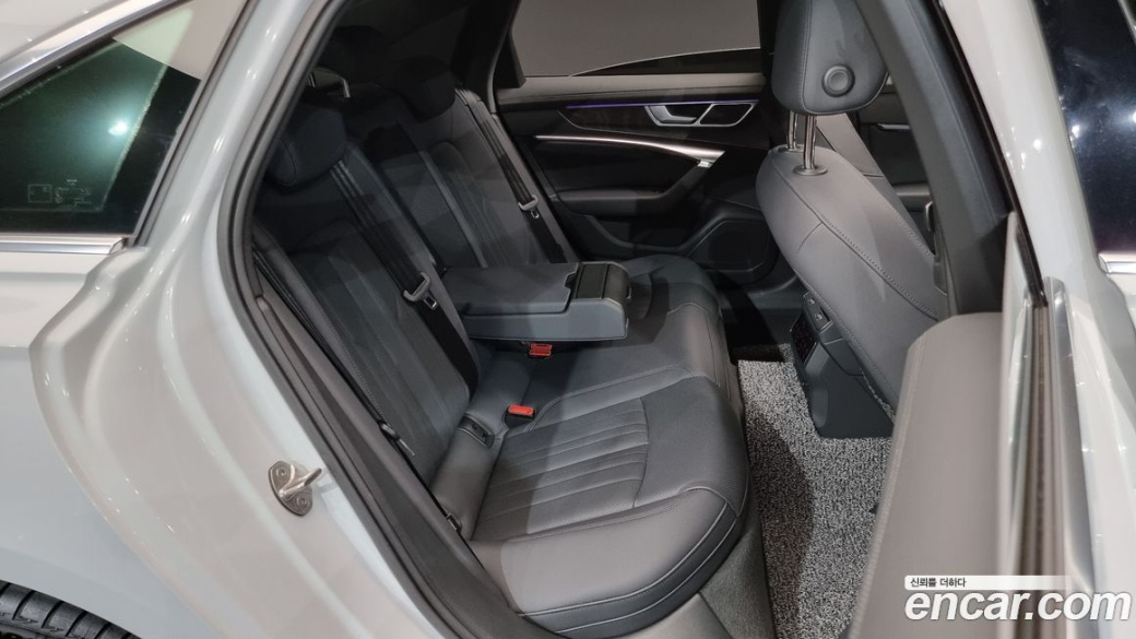 Audi A6 45 TFSI Premium, 2023