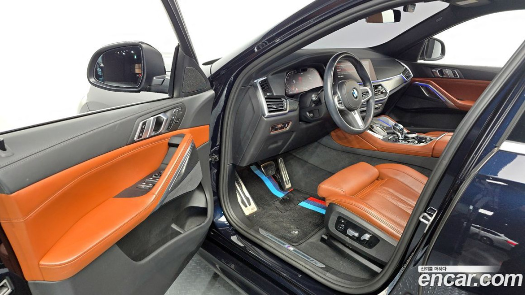 BMW X6 xDrive40i M Sport, 2022