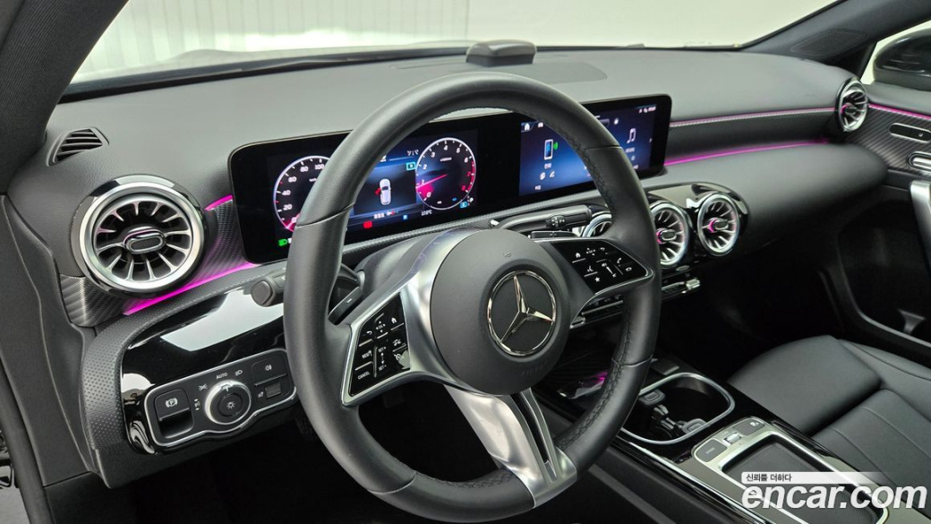 Mercedes-Benz A-Class A220 Hatchback, 2024
