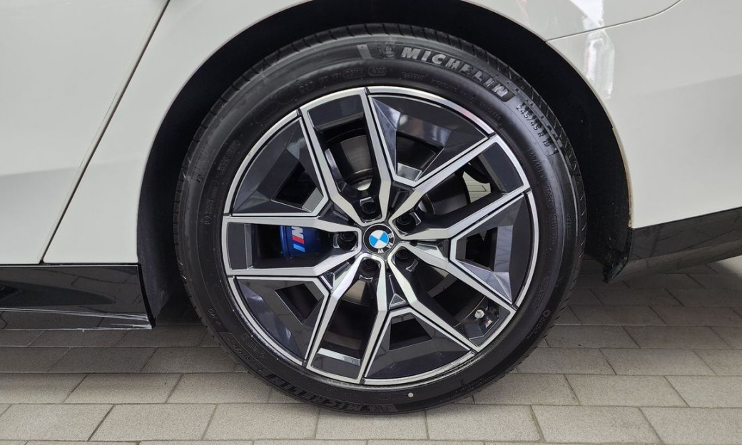 BMW 5-Series 520i M Sport, 2024