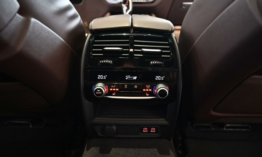 BMW 5-Series 530i xDrive M Sport Package, 2022