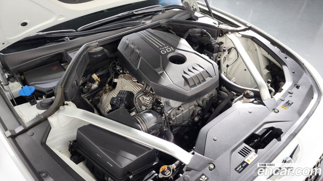 Genesis G70 Gasoline 2.0T 2WD, 2022