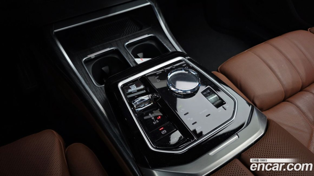 BMW 7-Series 740i xDrive M Sport, 2024
