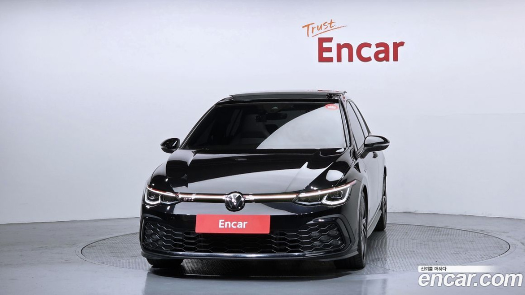 Volkswagen Golf 2.0 GTI, 2024