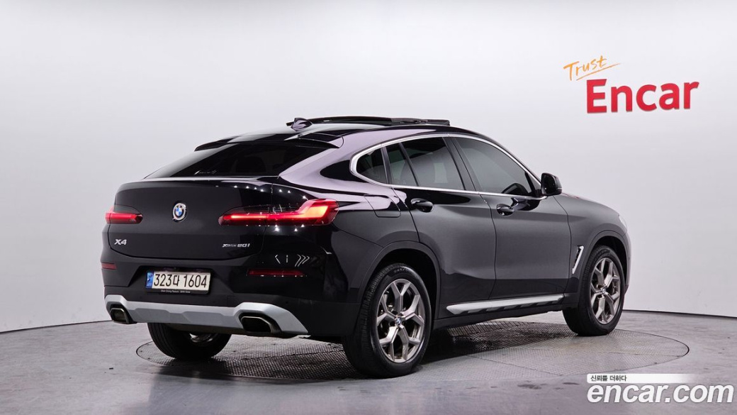 BMW X4 xDrive20i xLine, 2022